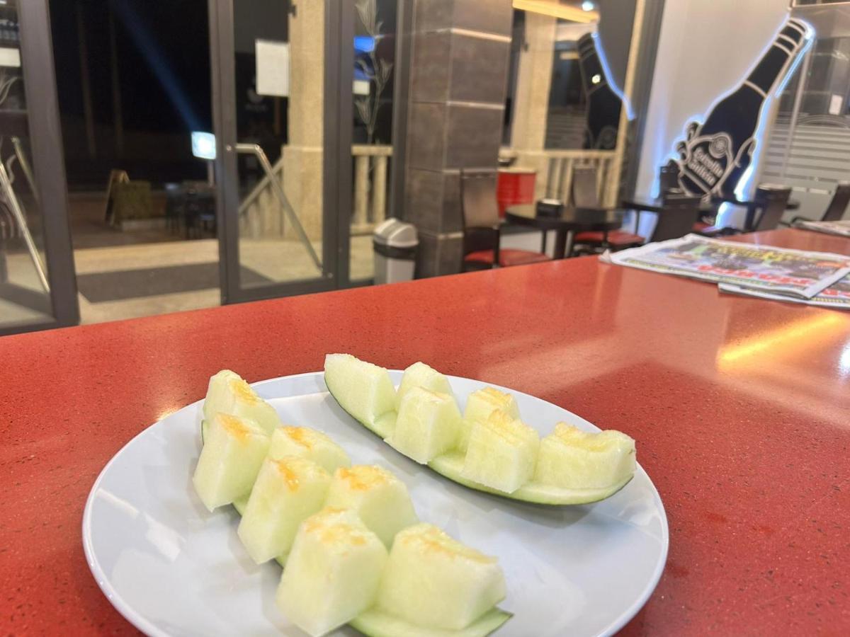 Hostal Restaurante Aqua Orense Kültér fotó
